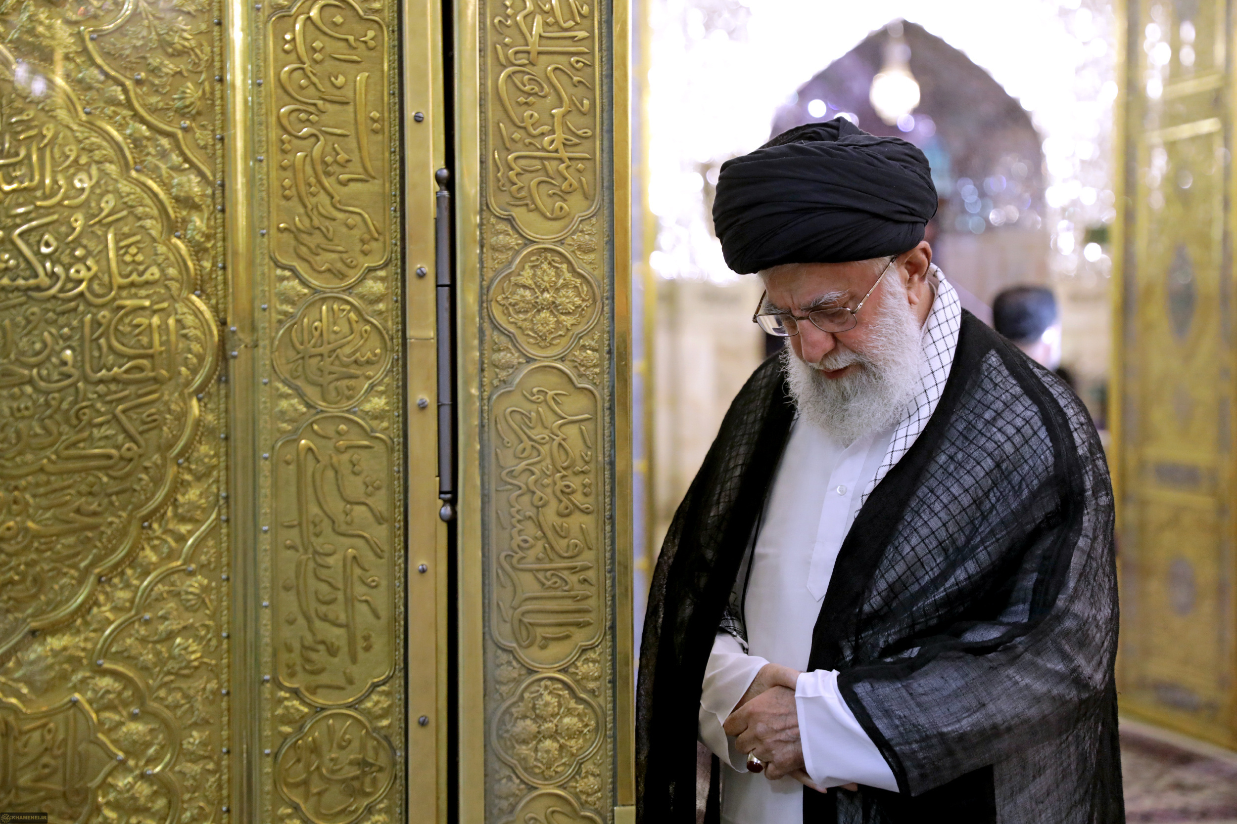 Имама реза. Имам Хаменеи. Имам реза Мешхед. Храм имама резы. Усыпальница имам Хомейни.